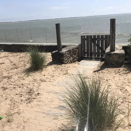 Holiday home Vue Exceptionnelle - Piscine Et Acces Direct !