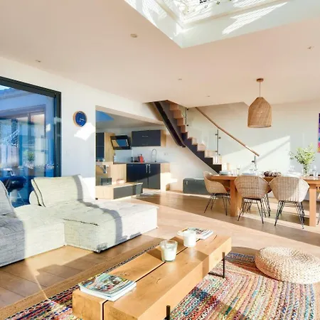 Holiday home Vue Exceptionnelle - Piscine Et Acces Direct ! La Gueriniere